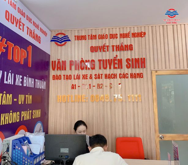 Quyết Thắng là trung tâm dạy lái xe uy tín, chất lượng tốt nhất tại Bình Thuận.